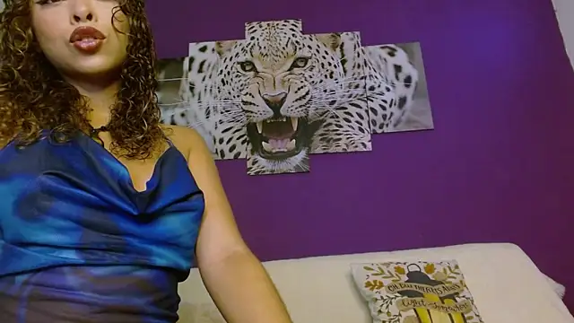 Snapshot of maliciasmith69 chatting on May 2026 09:01:02 PM maliciasmith69 online show from May 2026 09:01:02 PM