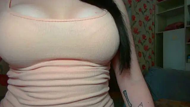 Snapshot of DarkxFoxy chatting on June 2026 03:17:02 PM DarkxFoxy online show from June 2026 03:17:02 PM