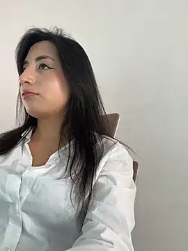 Tabatha 11 online show from May 2026 06:37:02 PM