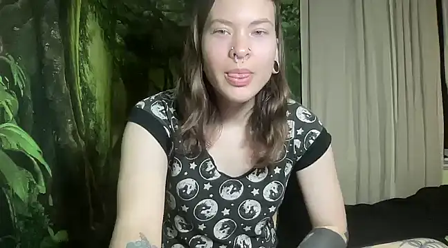 mo0ngoddess online show from February 2025 02:45:02 AM