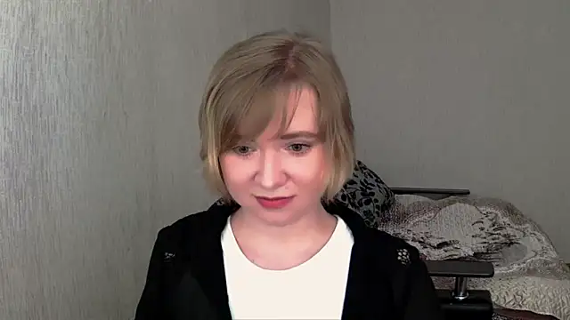 Snapshot of Ketrincold chatting on May 2026 08:45:01 AM Ketrincold online show from May 2026 08:45:01 AM