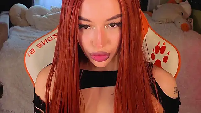 Regina Amour online show from June 2026 01:17:02 PM