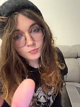 Snapshot of cutypiefull chatting on May 2026 11:34:04 PM cutypiefull online show from May 2026 11:34:04 PM