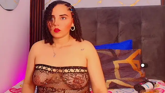 Snapshot of Sol__Latina chatting on June 2026 03:42:02 AM Sol Latina online show from June 2026 03:42:02 AM