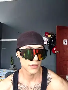 maxwell crazy1 online show from May 2026 05:29:01 PM