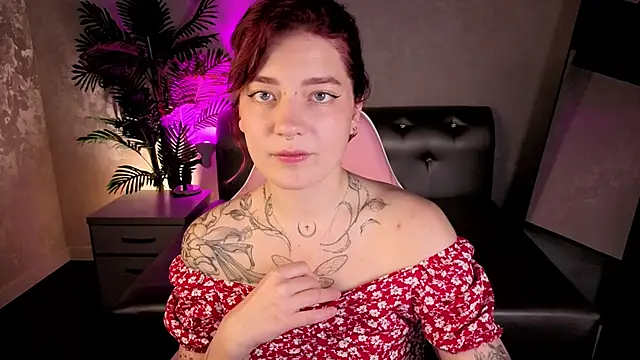 Nikki Gringer online show from June 2026 01:28:02 AM