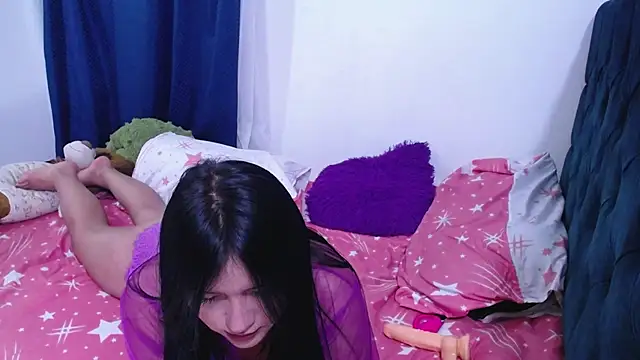 Snapshot of amara_18 chatting on May 2026 04:42:01 AM amara 18 online show from May 2026 04:42:01 AM