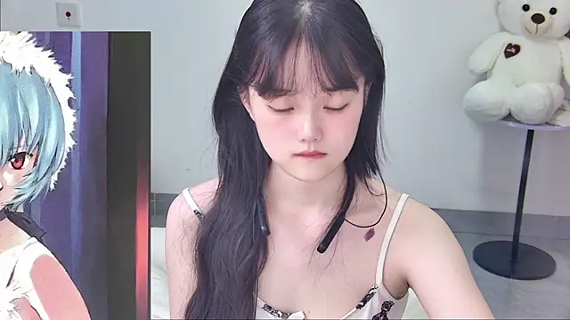 Snapshot of Evil-Bunny007 chatting on June 2026 12:00:02 PM Evil-Bunny007 online show from June 2026 12:00:02 PM