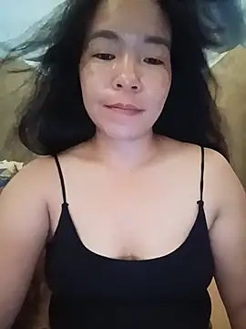 Snapshot of Baby_hott chatting on May 2026 05:48:02 AM Baby hott online show from May 2026 05:48:02 AM