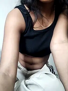Snapshot of Hot_Rozy chatting on May 2026 04:10:01 AM Hot Rozy online show from May 2026 04:10:01 AM