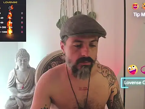 Snapshot of Miguel_angeel_ chatting on June 2026 02:20:02 PM Miguel angeel online show from June 2026 02:20:02 PM