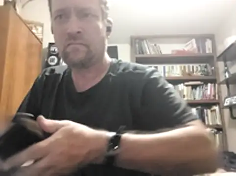 Snapshot of icebergXpress chatting on May 2026 09:50:02 AM icebergXpress online show from May 2026 09:50:02 AM