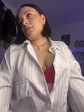 Snapshot of LilyNovaa chatting on June 2026 12:23:01 AM LilyNovaa online show from June 2026 12:23:01 AM