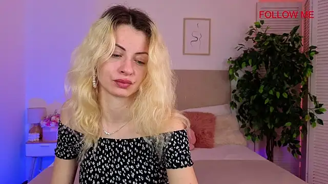 Snapshot of Fallen-angel1- chatting on May 2026 06:09:02 AM Fallen-angel1- online show from May 2026 06:09:02 AM