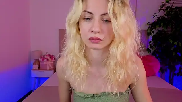 Snapshot of Fallen-angel1- chatting on May 2026 06:00:01 AM Fallen-angel1- online show from May 2026 06:00:01 AM