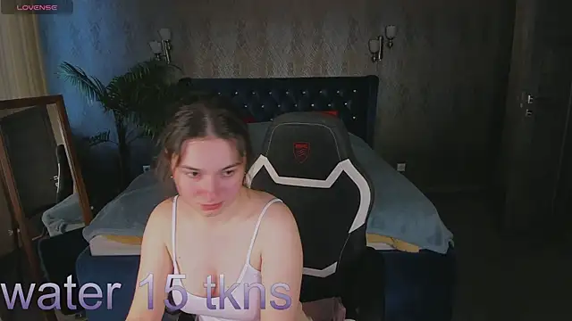 nishira shy online show from May 2026 12:24:01 PM