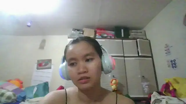 Snapshot of LilianStratakos chatting on June 2026 01:28:02 PM LilianStratakos online show from June 2026 01:28:02 PM
