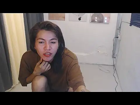Snapshot of KateAfterDark chatting on May 2026 11:29:01 AM KateAfterDark online show from May 2026 11:29:01 AM