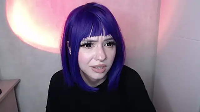 YunaLeaf online show from August 2026 08:55:02 PM