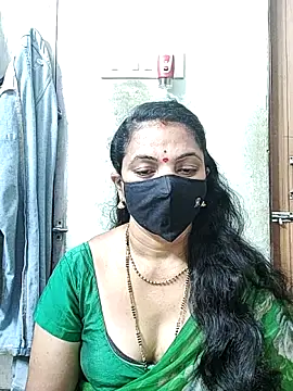 Snapshot of Leela_555 chatting on May 2026 01:03:02 AM Leela 555 online show from May 2026 01:03:02 AM