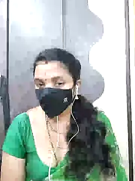 Snapshot of Leela_555 chatting on May 2026 01:41:02 PM Leela 555 online show from May 2026 01:41:02 PM