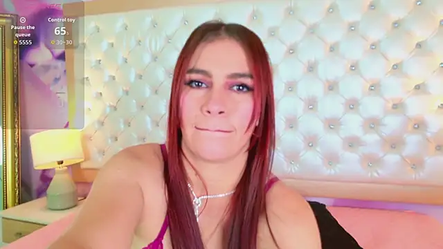 Valerykingsleyy online show from May 2026 12:57:02 PM