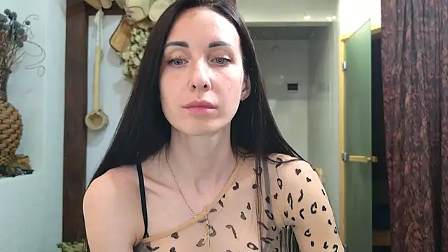 BouncySweety online show from June 2026 07:03:02 PM