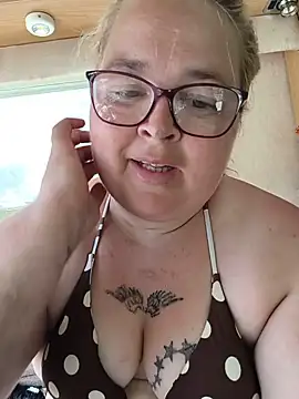 Pippasweets online show from May 2026 12:46:01 PM