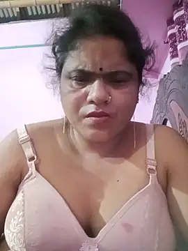 Snapshot of Maya_Vabi chatting on June 2026 02:33:01 PM Maya Vabi online show from June 2026 02:33:01 PM