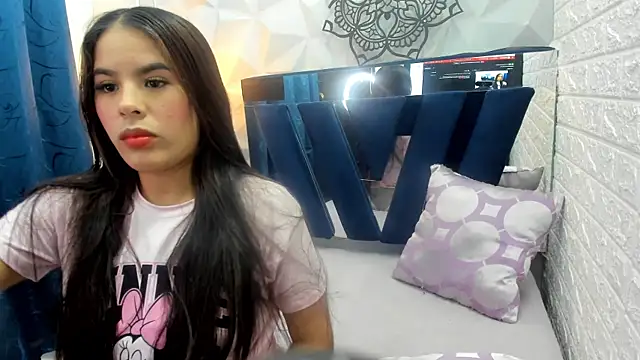 Snapshot of _natasha_love_ chatting on May 2026 04:21:02 AM natasha love online show from May 2026 04:21:02 AM