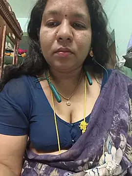 Snapshot of Tamil-kaviya98 chatting on June 2026 05:45:02 PM Tamil-kaviya98 online show from June 2026 05:45:02 PM