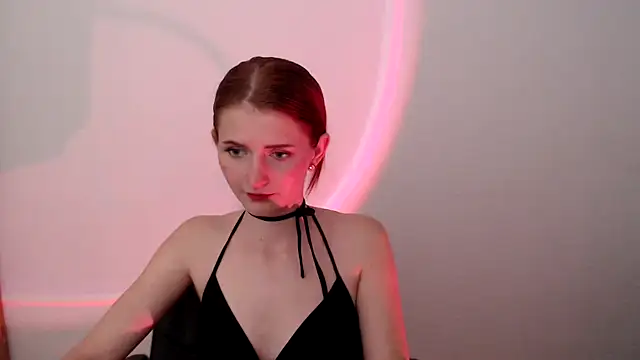Snapshot of ViolaHot_ chatting on May 2026 07:45:01 PM ViolaHot online show from May 2026 07:45:01 PM