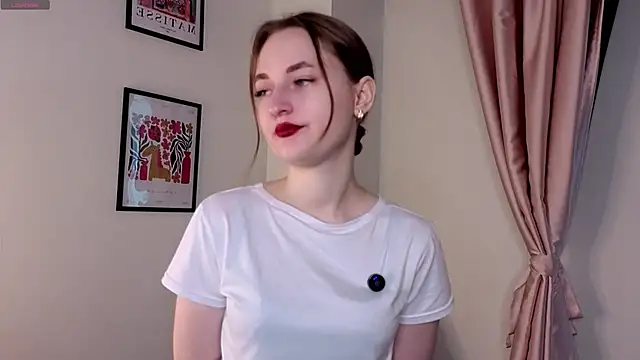 Snapshot of LeishaChamblee chatting on June 2026 01:26:02 AM LeishaChamblee online show from June 2026 01:26:02 AM