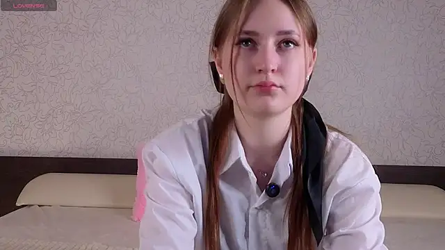 Snapshot of LeishaChamblee chatting on July 2026 02:28:01 AM LeishaChamblee online show from July 2026 02:28:01 AM
