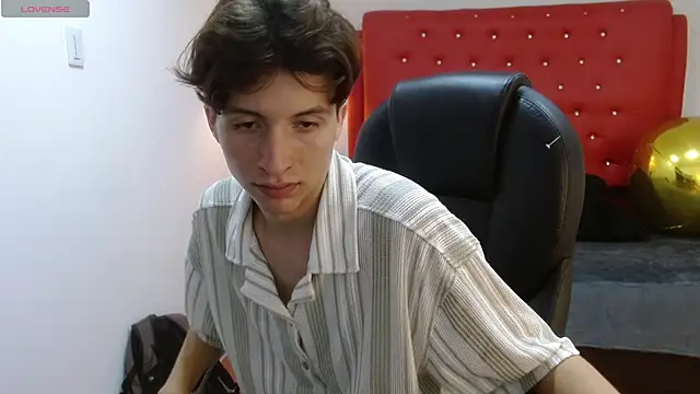 Marcoviolet online show from May 2026 07:56:01 PM