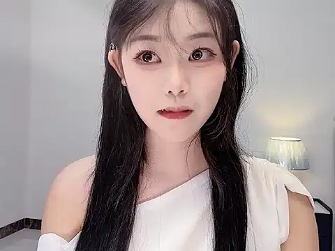 smalldaiwang online show from June 2026 03:04:02 AM