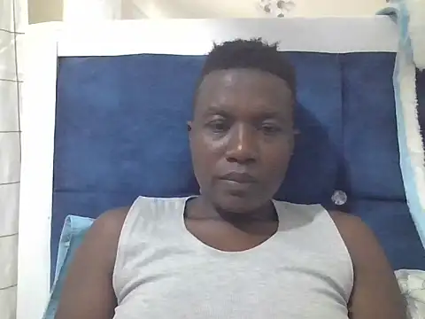 Snapshot of Sly_bootyebony chatting on May 2026 08:07:01 PM Sly bootyebony online show from May 2026 08:07:01 PM