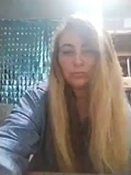 Snapshot of AngelWhite008 chatting on July 2026 08:59:02 PM AngelWhite008 online show from July 2026 08:59:02 PM