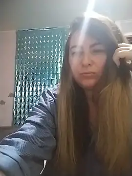 Snapshot of AngelWhite008 chatting on August 2026 10:44:02 PM AngelWhite008 online show from August 2026 10:44:02 PM