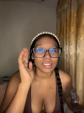 Snapshot of chell_iivy chatting on July 2026 05:34:01 AM chell iivy online show from July 2026 05:34:01 AM