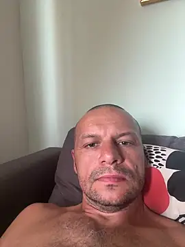 pchelka para online show from May 2026 06:42:02 AM
