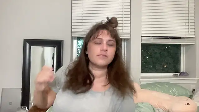 maddiliz online show from September 2025 01:49:01 AM