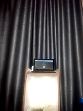 Snapshot of LeenOwem chatting on June 2026 01:49:01 AM LeenOwem online show from June 2026 01:49:01 AM