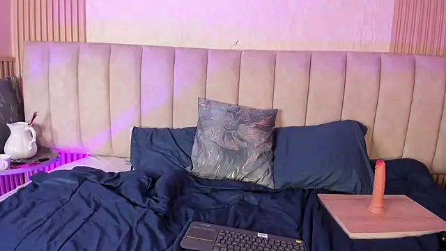 julimonroe  online show from June 2026 06:52:02 AM