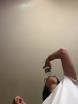 smoothkissx online show from March 2025 06:45:02 PM