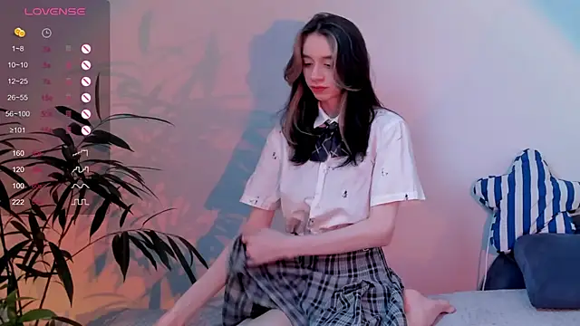 Dreamymuse online show from June 2026 06:24:02 PM