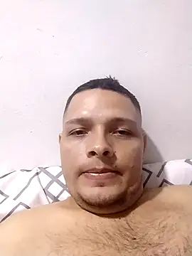 Snapshot of EnzoDesire chatting on August 2026 05:42:02 AM EnzoDesire online show from August 2026 05:42:02 AM