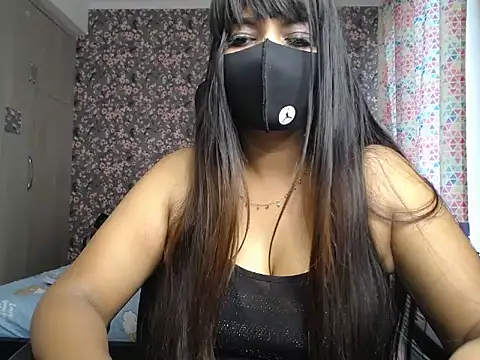 Snapshot of Goddess_Ruhii chatting on June 2026 04:36:02 AM Goddess Ruhii online show from June 2026 04:36:02 AM