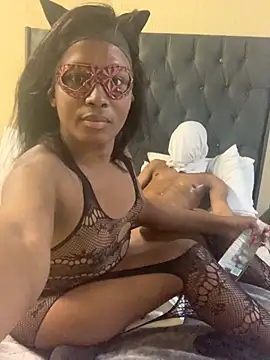 Snapshot of Shemale_Kitty chatting on June 2026 05:02:02 PM Shemale Kitty online show from June 2026 05:02:02 PM