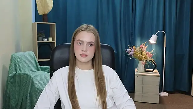CierraWilkerson online show from June 2026 11:47:01 AM